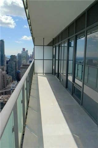 lph09 - 65 St. Mary St, Condo with 2 bedrooms, 2 bathrooms and 1 parking in Toronto ON | Image 5