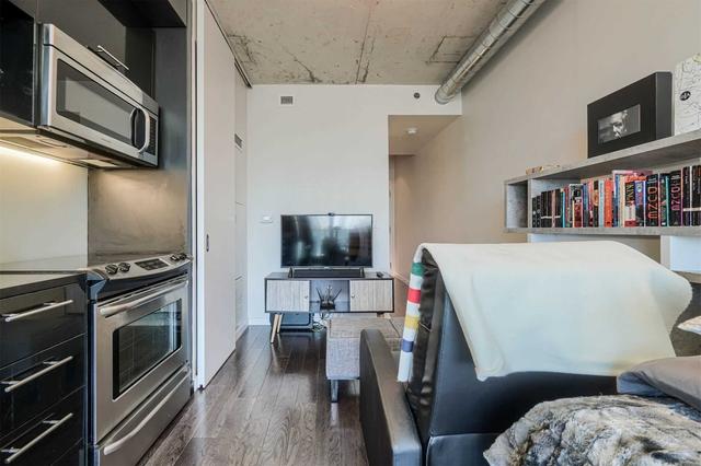 1512 - 51 Trolley Cres, Condo with 0 bedrooms, 1 bathrooms and 0 parking in Toronto ON | Image 2