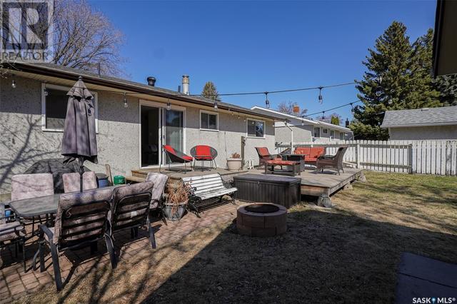 929 East Centre, House detached with 4 bedrooms, 2 bathrooms and null parking in Saskatoon SK | Image 40