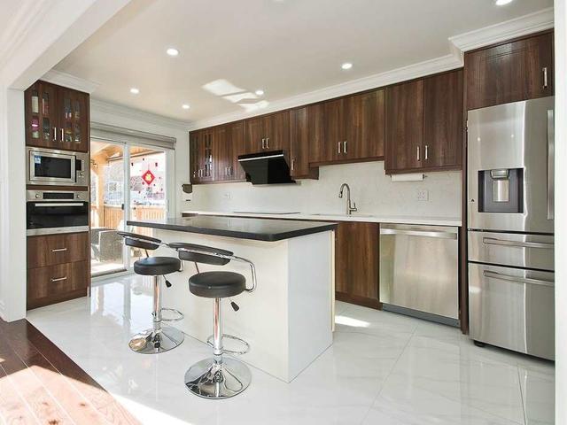 43 Hendon Rd, House detached with 3 bedrooms, 4 bathrooms and 6 parking in Markham ON | Image 25