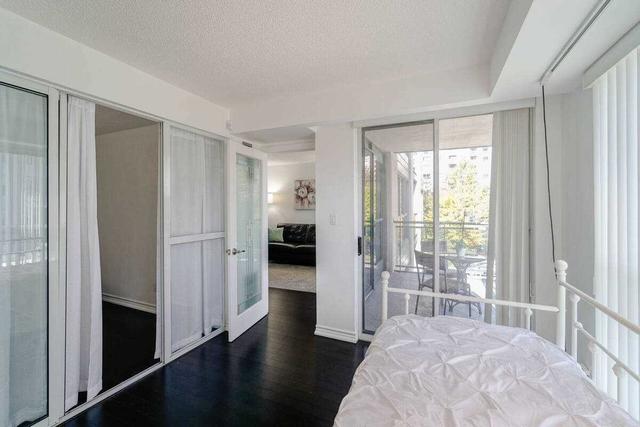 302 - 18 Hollywood Ave, Condo with 1 bedrooms, 1 bathrooms and 1 parking in Toronto ON | Image 14