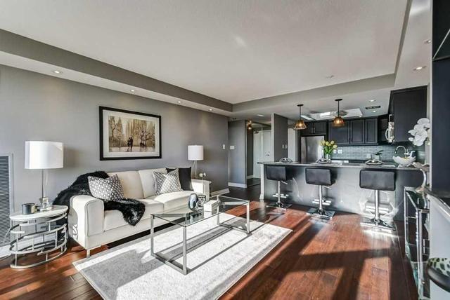 1114 - 10 Dean Park Rd, Condo with 1 bedrooms, 1 bathrooms and 2 parking in Toronto ON | Image 9
