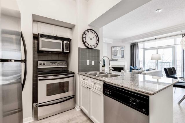 135 - 28 Stadium Rd, Townhouse with 3 bedrooms, 3 bathrooms and 1 parking in Toronto ON | Image 7
