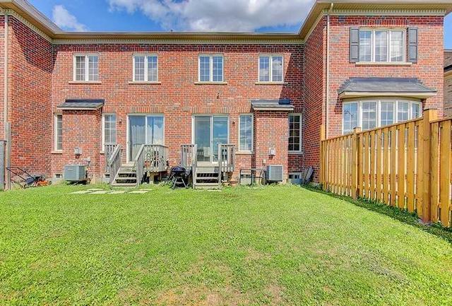 79 Staglin Crt, House attached with 3 bedrooms, 3 bathrooms and 3 parking in Markham ON | Image 17