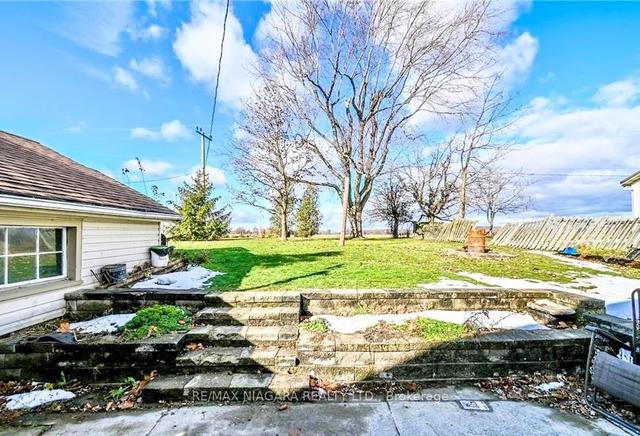 2721 North Shore Dr, House detached with 2 bedrooms, 1 bathrooms and 11 parking in Haldimand County ON | Image 25