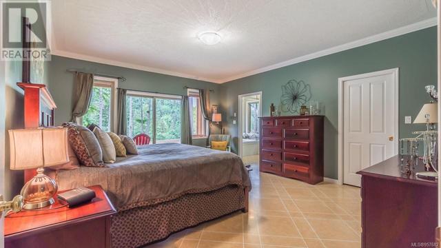3475 Henry Rd, House detached with 5 bedrooms, 4 bathrooms and 6 parking in North Cowichan BC | Image 19