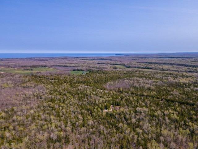 513 Dyer's Bay Rd, House detached with 2 bedrooms, 1 bathrooms and 8 parking in Northern Bruce Peninsula ON | Image 36