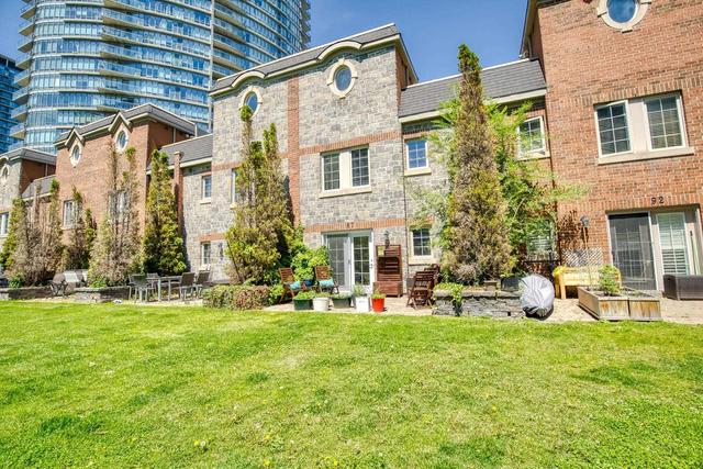 th87 - 9 Windermere Ave, Townhouse with 2 bedrooms, 1 bathrooms and 1 parking in Toronto ON | Image 28