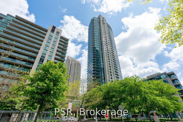 1001 - 215 Fort York Blvd E, Condo with 1 bedrooms, 1 bathrooms and 1 parking in Toronto ON | Image 1