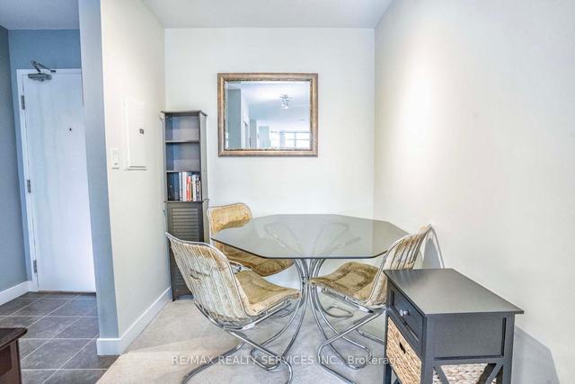 1903 - 11 Brunel Crt, Condo with 1 bedrooms, 1 bathrooms and 1 parking in Toronto ON | Image 8