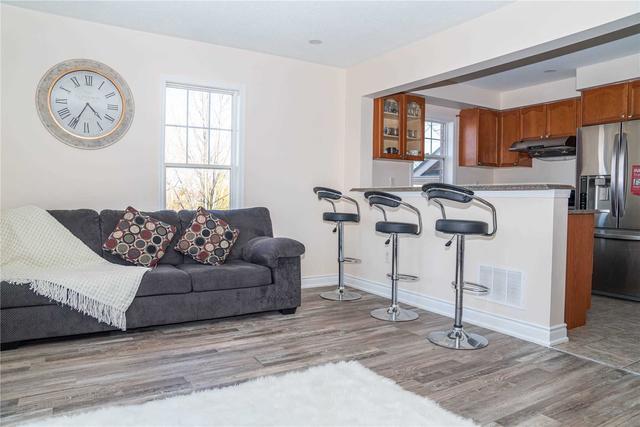 67 Trailview Terr, House attached with 3 bedrooms, 3 bathrooms and 4 parking in Toronto ON | Image 29
