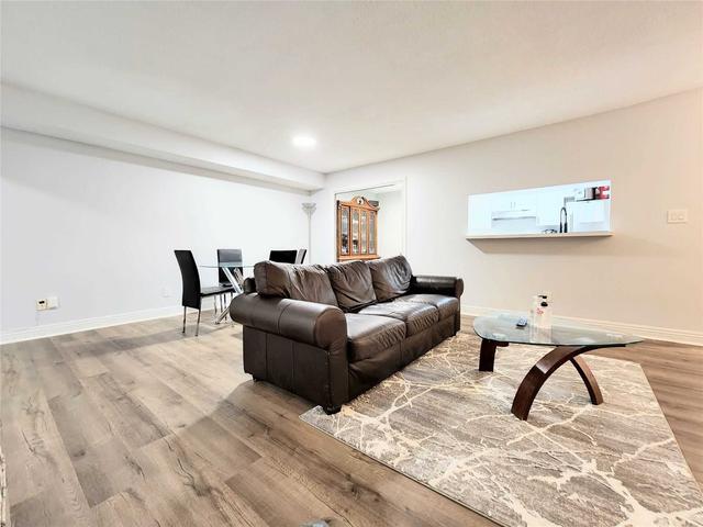 414 - 80 Alton Towers Circ, Condo with 2 bedrooms, 2 bathrooms and 1 parking in Toronto ON | Image 10
