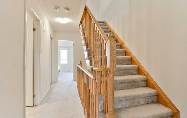 211 - 2480 Rosedrop Path, Townhouse with 4 bedrooms, 3 bathrooms and 2 parking in Oshawa ON | Image 9