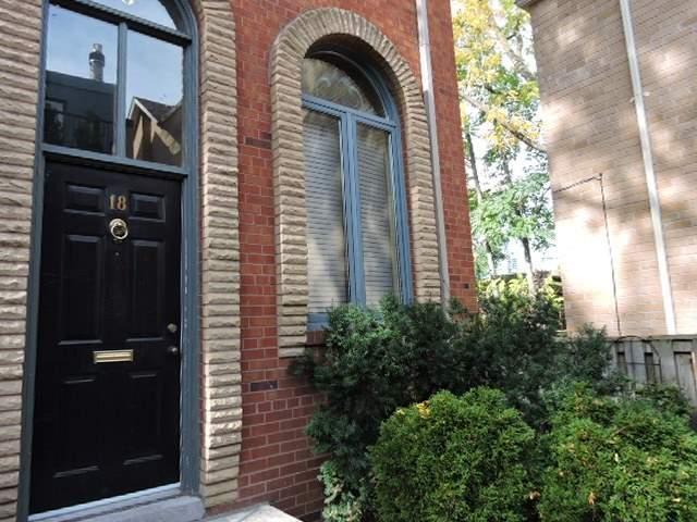 18 - 280 Sherbourne St, Condo with 3 bedrooms, 3 bathrooms and 1 parking in Toronto ON | Image 1
