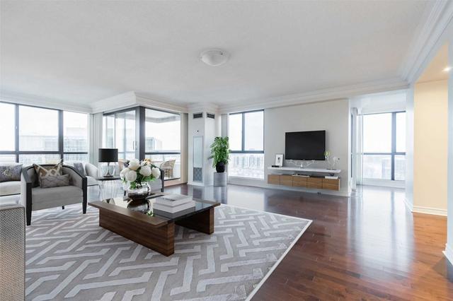 1502 - 3 Concorde Pl, Condo with 2 bedrooms, 2 bathrooms and 1 parking in Toronto ON | Card Image