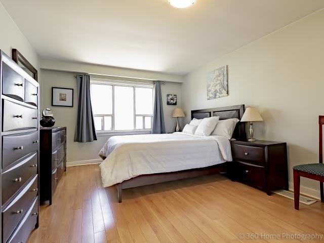 69 Squires Ave, House detached with 3 bedrooms, 2 bathrooms and 3 parking in Toronto ON | Image 11