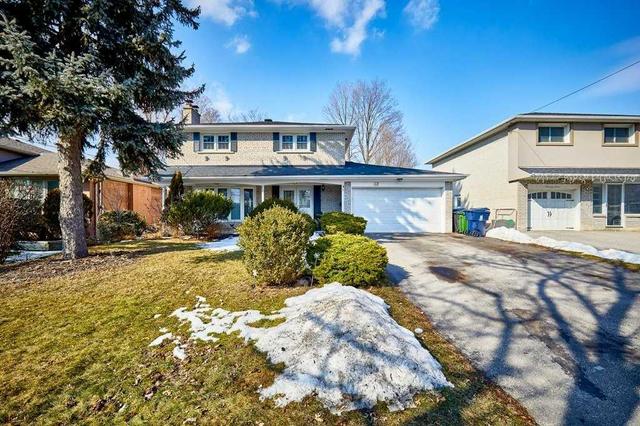 32 Camwood Cres, House detached with 4 bedrooms, 3 bathrooms and 4 parking in Toronto ON | Image 12