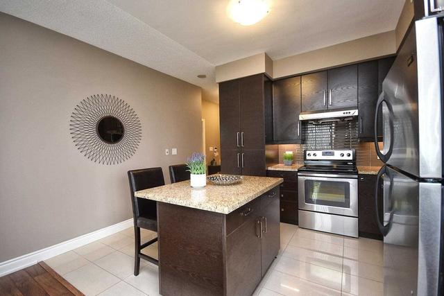 507 - 277 South Park Rd, Condo with 2 bedrooms, 2 bathrooms and 1 parking in Markham ON | Image 6