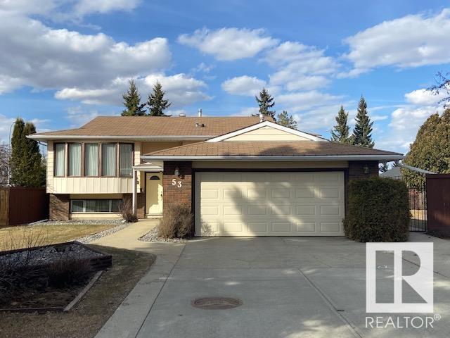 53 Lorraine Cr, House detached with 5 bedrooms, 2 bathrooms and 4 parking in St. Albert AB | Card Image