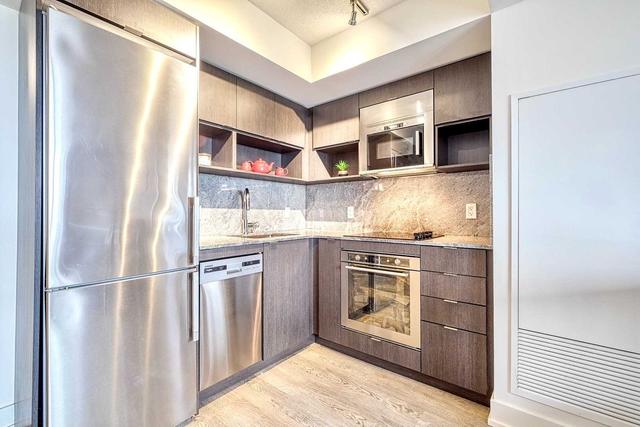 1307 - 7 Mabelle Ave, Condo with 2 bedrooms, 2 bathrooms and 1 parking in Toronto ON | Image 28