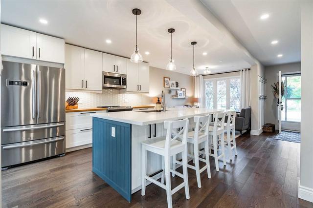 42 Cotswold Crt, House detached with 4 bedrooms, 3 bathrooms and 6 parking in Halton Hills ON | Image 30