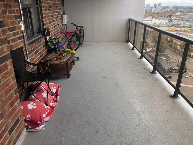 1615 - 45 Sunrise Ave, Condo with 3 bedrooms, 2 bathrooms and 1 parking in Toronto ON | Image 2