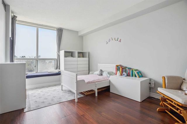 410 - 101 Subway Cres, Condo with 2 bedrooms, 2 bathrooms and 1 parking in Toronto ON | Image 12