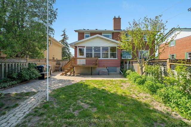 2350 Brookhurst Rd, House semidetached with 3 bedrooms, 2 bathrooms and 3 parking in Mississauga ON | Image 27