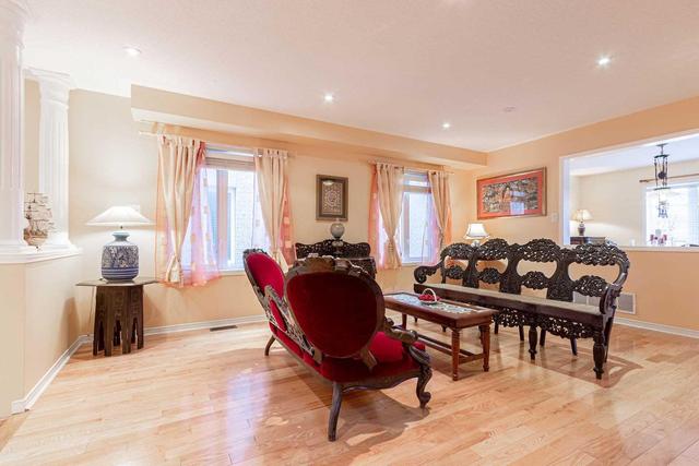 5066 Oscar Peterson Blvd, House detached with 4 bedrooms, 4 bathrooms and 4 parking in Mississauga ON | Image 3