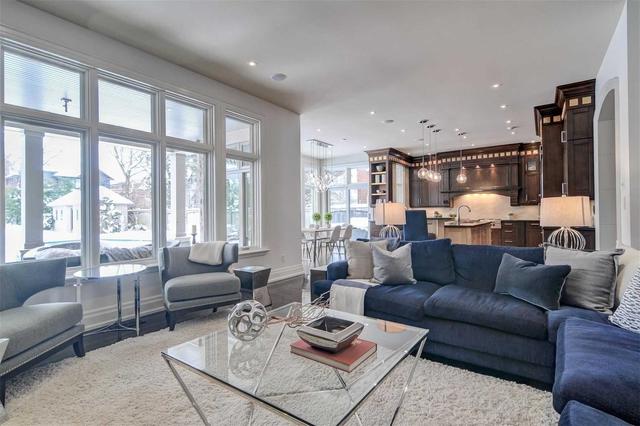 389 Glencairn Ave, House detached with 4 bedrooms, 5 bathrooms and 3 parking in Toronto ON | Image 20