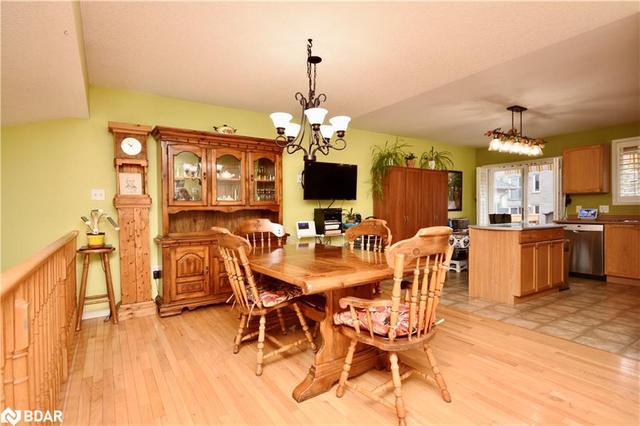227 Country Lane, House detached with 3 bedrooms, 2 bathrooms and 2 parking in Barrie ON | Image 5