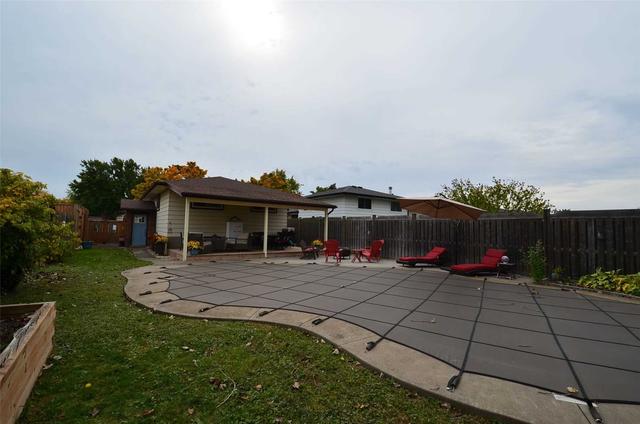 6989 Venus Cres, House detached with 3 bedrooms, 2 bathrooms and 2 parking in Niagara Falls ON | Image 11