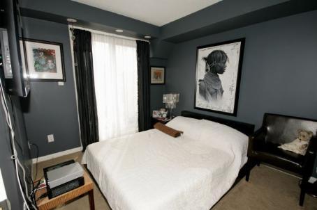 t724 - 10 Laidlaw St, Townhouse with 2 bedrooms, 1 bathrooms and 1 parking in Toronto ON | Image 5