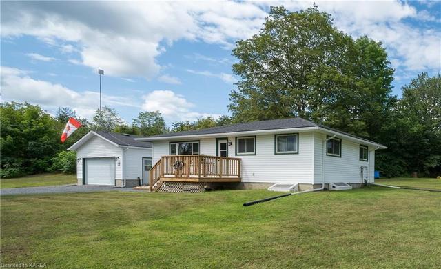 1313 Centreville Road, House detached with 3 bedrooms, 2 bathrooms and 8 parking in Stone Mills ON | Image 1