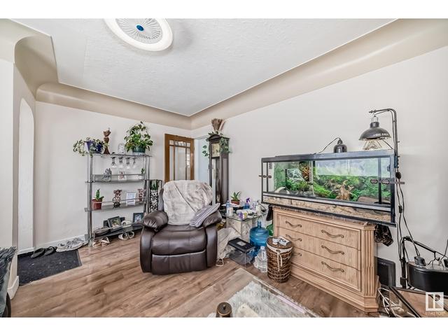6056 106 St Nw, House detached with 4 bedrooms, 2 bathrooms and 6 parking in Edmonton AB | Image 7