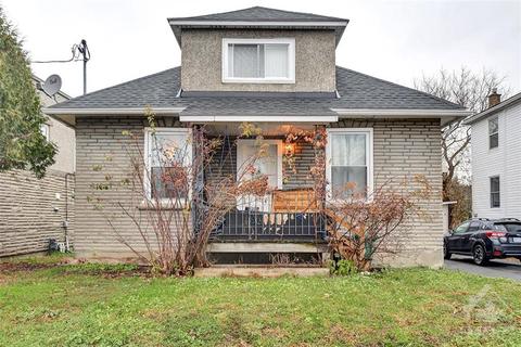 319 Shakespeare Street, House detached with 6 bedrooms, 4 bathrooms and 3 parking in Ottawa ON | Card Image