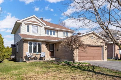 544 Joanne Crescent, House detached with 5 bedrooms, 4 bathrooms and 6 parking in Cornwall ON | Card Image