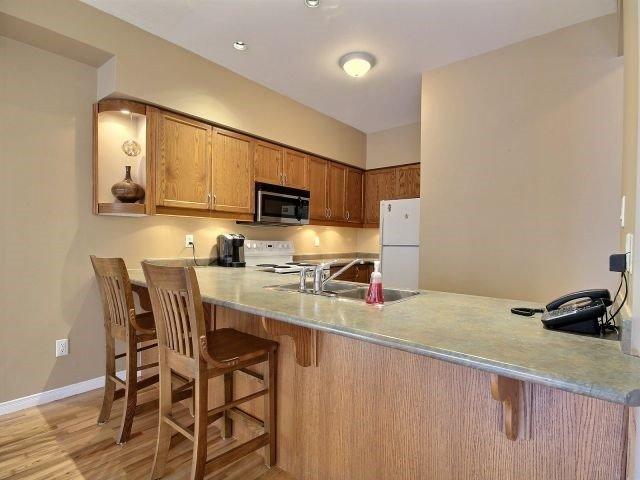 11 - 81 Valridge Dr, Townhouse with 3 bedrooms, 3 bathrooms and 2 parking in Hamilton ON | Image 5