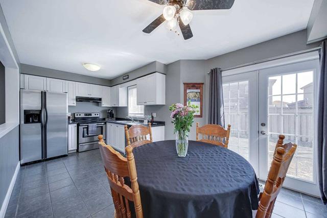 66 Hubbert Cres, House detached with 3 bedrooms, 4 bathrooms and 6 parking in Barrie ON | Image 9