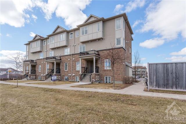 2623 Longfields Road, House attached with 2 bedrooms, 2 bathrooms and 2 parking in Ottawa ON | Image 1