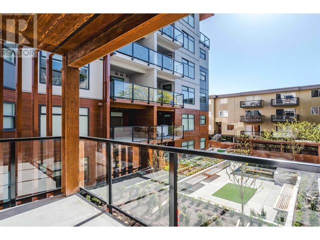 207 - 232 Sixth Street, Condo with 2 bedrooms, 2 bathrooms and 1 parking in New Westminster BC | Image 21