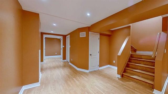 86 Castle Park Blvd, House semidetached with 3 bedrooms, 3 bathrooms and 2 parking in Vaughan ON | Image 28