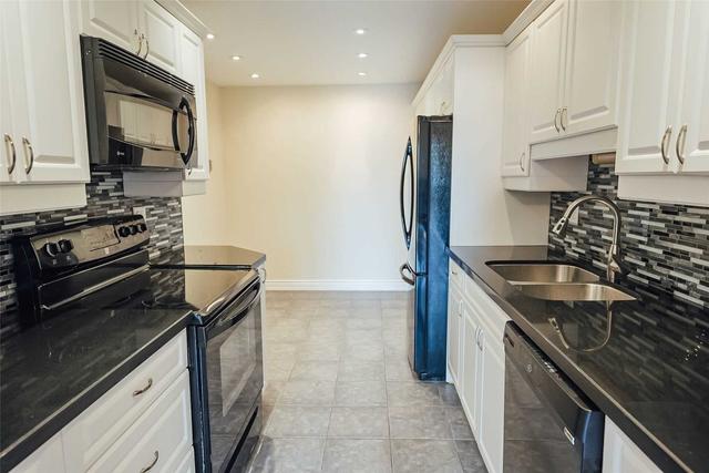111 Burlington St, House attached with 3 bedrooms, 3 bathrooms and 2 parking in Toronto ON | Image 20