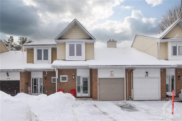 272 Pickford Drive, Townhouse with 3 bedrooms, 4 bathrooms and 3 parking in Ottawa ON | Image 1
