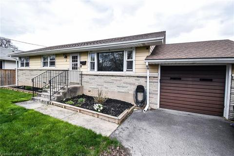 3 Glenellen Drive, House detached with 3 bedrooms, 1 bathrooms and 5 parking in St. Catharines ON | Card Image