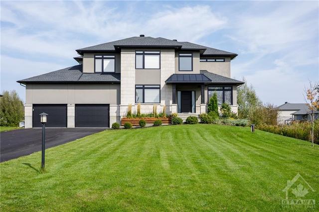 1613 Magic Morning Way, House detached with 4 bedrooms, 4 bathrooms and 10 parking in Ottawa ON | Image 2