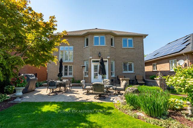 215 Valridge Dr, House detached with 4 bedrooms, 4 bathrooms and 4 parking in Hamilton ON | Image 33