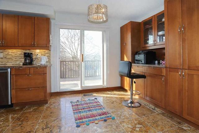 main - 161 Romfield Crct, House detached with 3 bedrooms, 5 bathrooms and 2 parking in Markham ON | Image 2