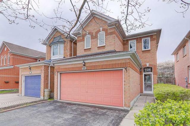 121 Snowdon Circ, House detached with 4 bedrooms, 3 bathrooms and 6 parking in Markham ON | Image 1