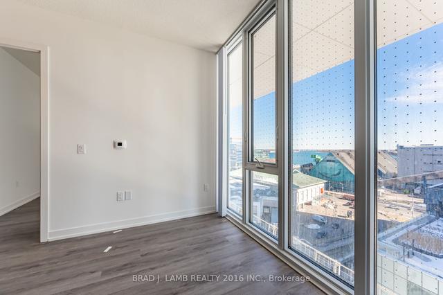1107 - 138 Downes St, Condo with 1 bedrooms, 1 bathrooms and 0 parking in Toronto ON | Image 3